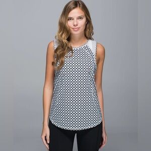 Lululemon Size 6 Sculpt Tank Mesh Top Shirt Run Gym Soul Geo Silver Spoon Black